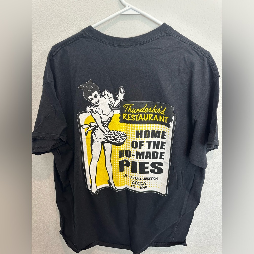 Thunderbird Restaurant T-Shirt - Home of the Ho-Made Pies, Men’s XL